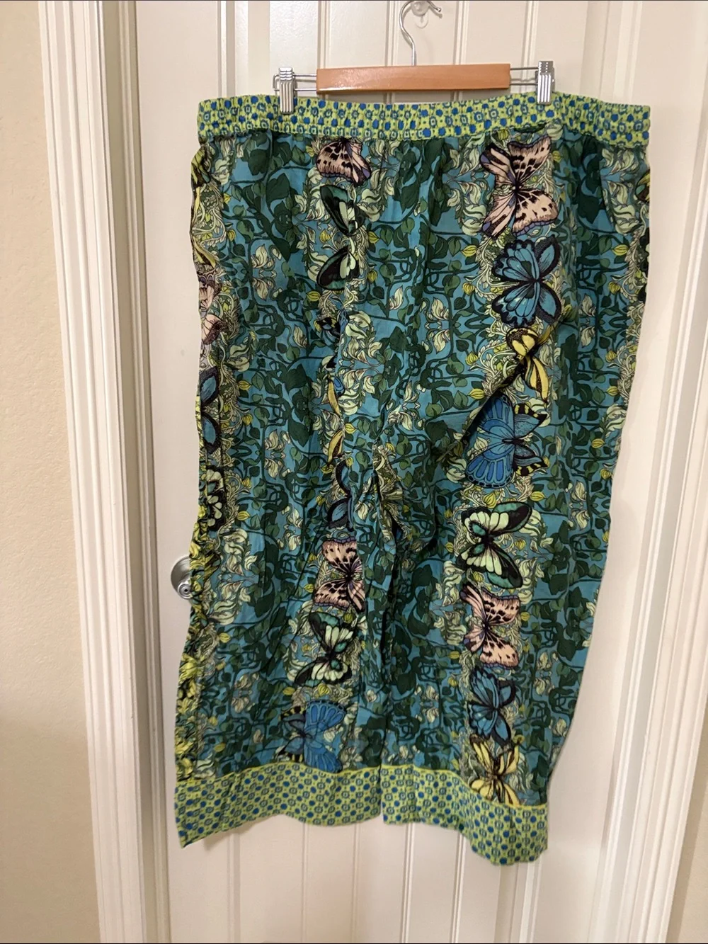 Anthropologie Alexandra Farmer Secret Garden Floral Butterfly Pajama Pants - Picture 5 of 9